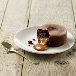 Souffle’ Al Cioccolato con cuore di caramello al sale di Guérande